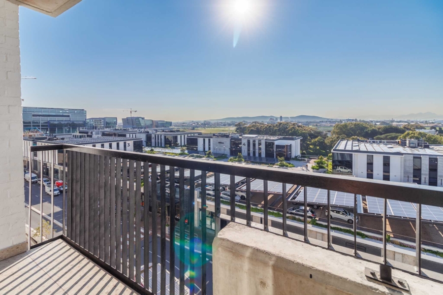To Let 1 Bedroom Property for Rent in Riverlands Western Cape